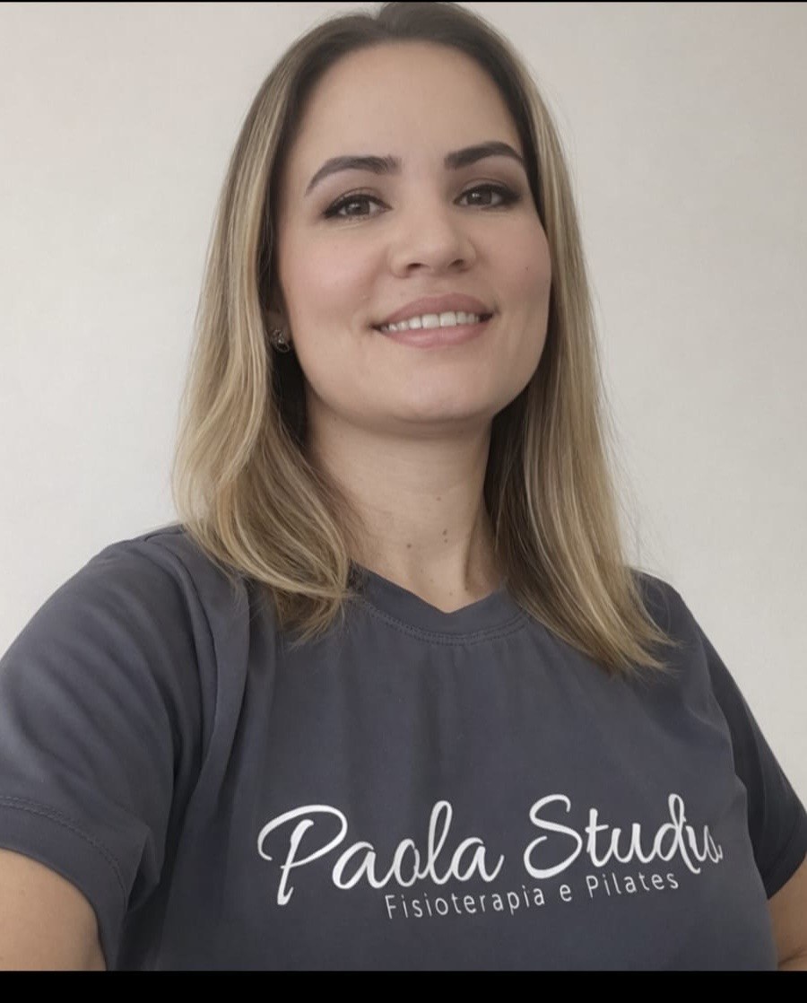 Amanda Roberta, fisioterapeuta e instrutora de Pilates